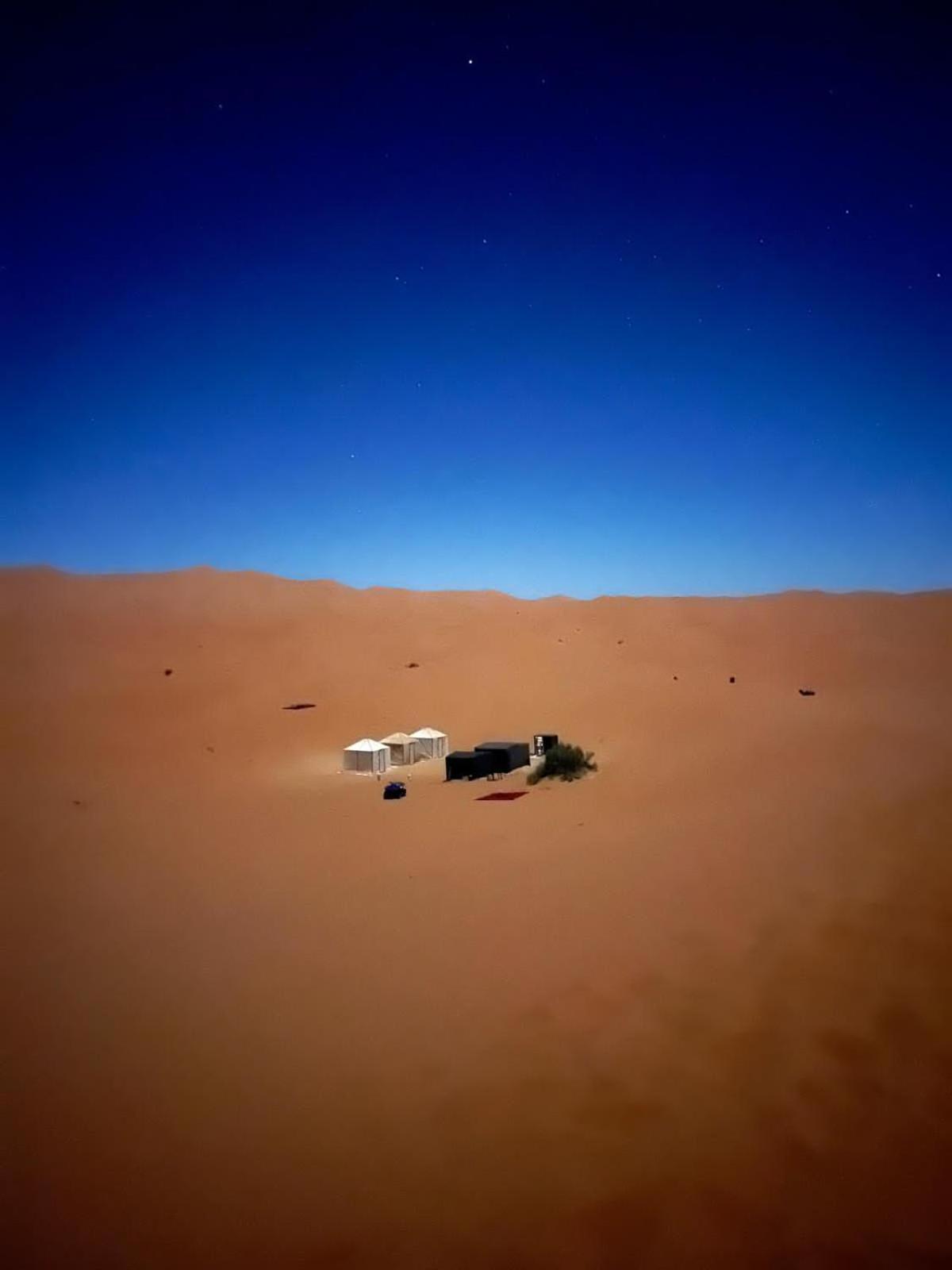 Hotel Erg Chebbi Starlight Camp Merzouga Exterior foto